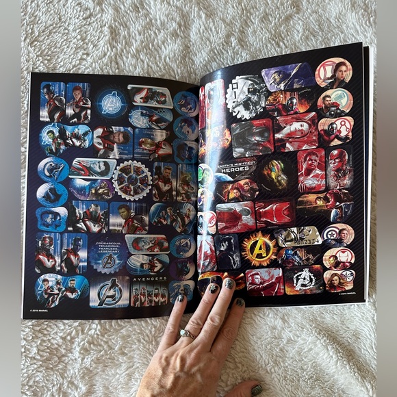 New Marvel Giant Sticker Activity Book - Picture 2 of 7